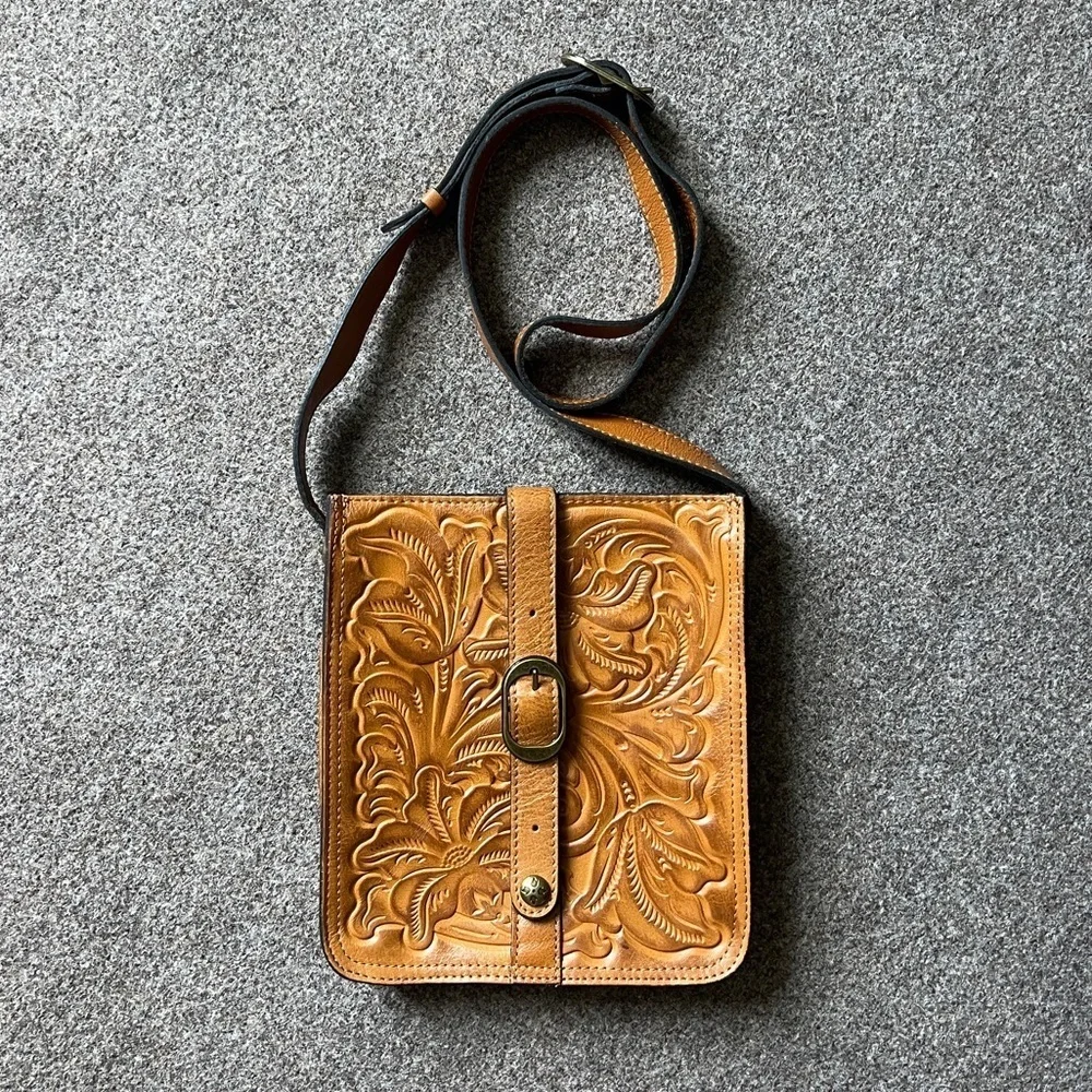 Patricia Nash Venezia Tooled Leather Tan Crossbody Shoulder Pouch Bag Western